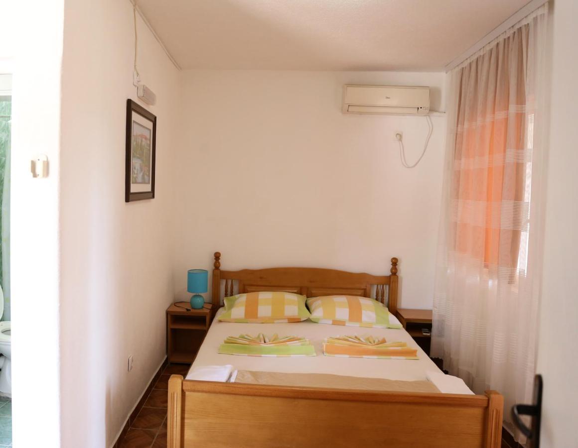 Ferienwohnung Friendly House Ulcinj Zimmer foto