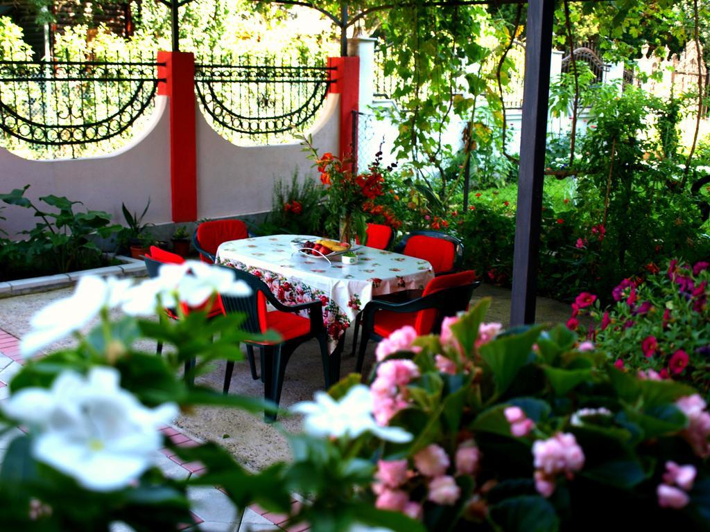 Ferienwohnung Friendly House Ulcinj Exterior foto